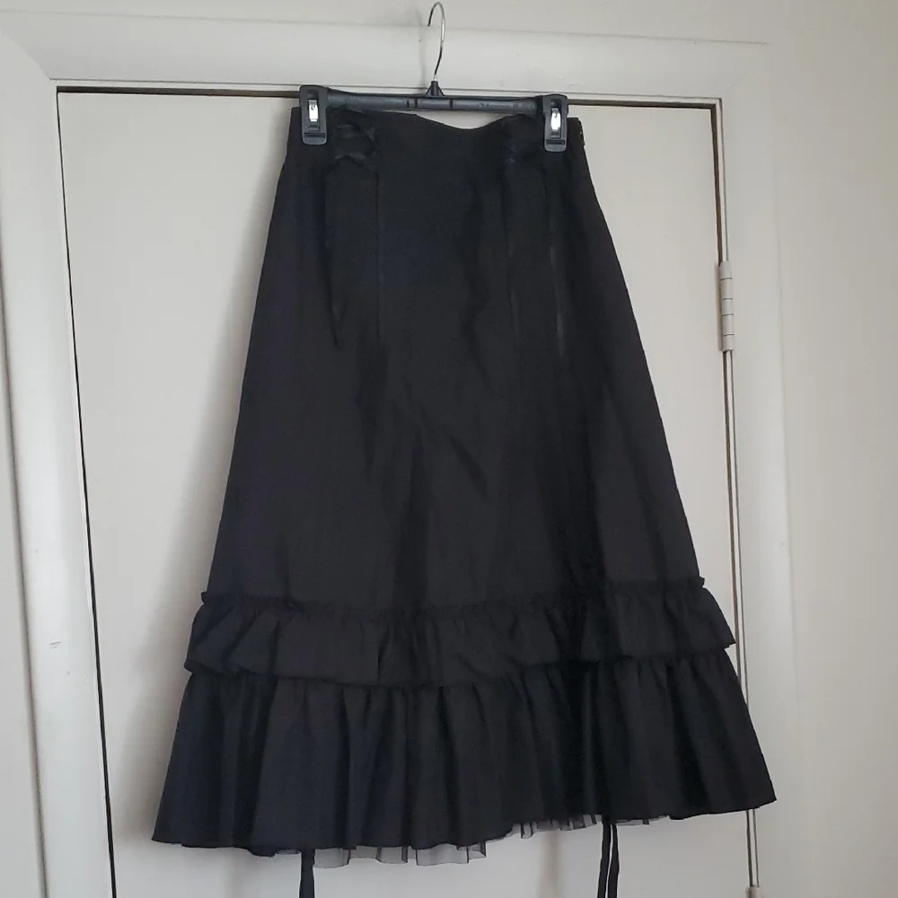 Vampire Freaks Black Ruffled Cassandra Skirt - Picture 1 of 15
